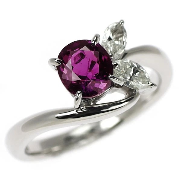 PT900 PURPLE SAPPHIRE DIAMOND RING: Pt900 purple sapphire diamond ring Brand: None Type/Style: Ring Material: Pt900, Main Stone Sapphire Color: None Size: 5.5 - 5.75 US Accessories: None Accessories Notice: When purchasing pre-owned