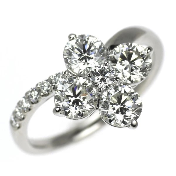 PT900 DIAMOND RING: Pt900 diamond ring Brand: None Type/Style: Ring Material: Pt900, Main Stone Natural Color: None Size: 7.25 US Accessories: None Accessories Notice: When purchasing pre-owned goods, please refer to