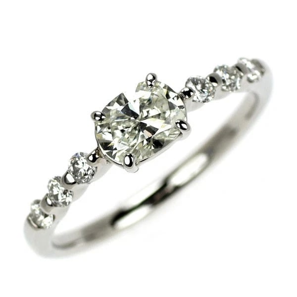 PT900 DIAMOND RING: Pt900 diamond ring Brand: None Type/Style: Ring Material: Pt900, Main Stone Natural Color: None Size: 5.5 - 5.75 US Accessories: None Accessories Notice: When purchasing pre-owned goods, please refer