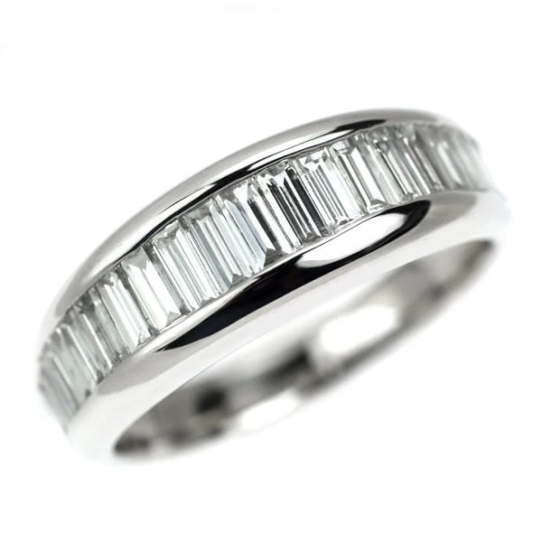 PT900 DIAMOND RING: Pt900 diamond ring Brand: None Type/Style: Ring Material: Pt900, Main Stone Natural Color: None Size: 5.25 US Accessories: None Accessories Notice: When purchasing pre-owned goods, please refer to