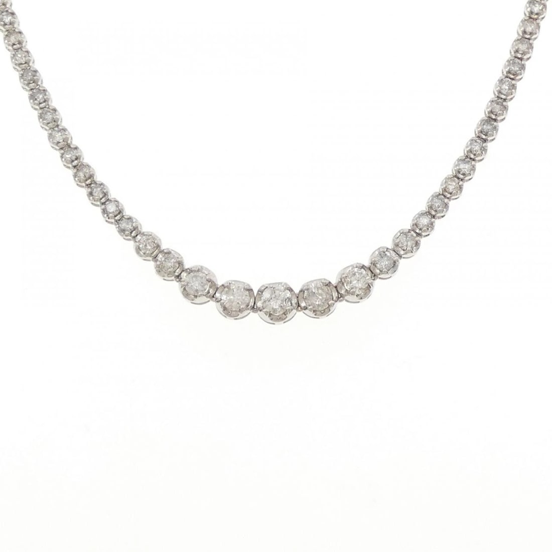 K18WG DIAMOND NECKLACE: K18WG Diamond Necklace Brand: Unbranded Type/Style: Diamond Necklace Material: K18 white gold, Main Stone Natural Color: WG Size: Length: 39cm Accessories: None Accessories Notice: When purchasing