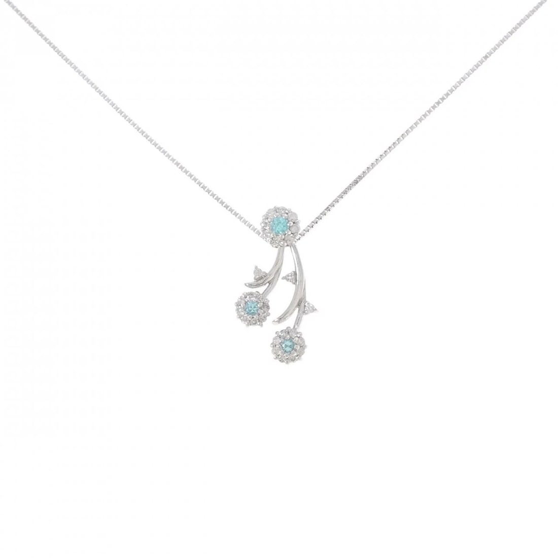 K18WG TOURMALINE NECKLACE: K18WG Tourmaline Necklace Brand: Unbranded Type/Style: Tourmaline Necklace Material: K18 white gold, Main Stone Tourmaline, Natural Color: WG Size: Length: 45cm Accessories: None Accessories Notice: