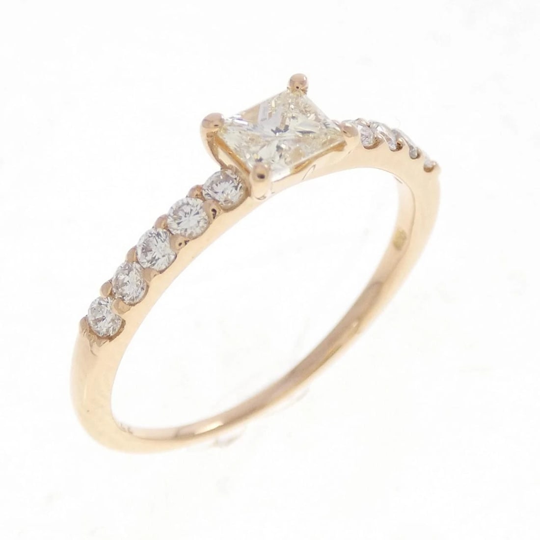 K18PG DIAMOND RING: K18PG Diamond Ring Brand: Unbranded Type/Style: Diamond Ring Material: K18 pink gold, Main Stone Natural Color: PG Size: US6 1/2 Accessories: None Accessories Notice: When purchasing pre-owned goods,