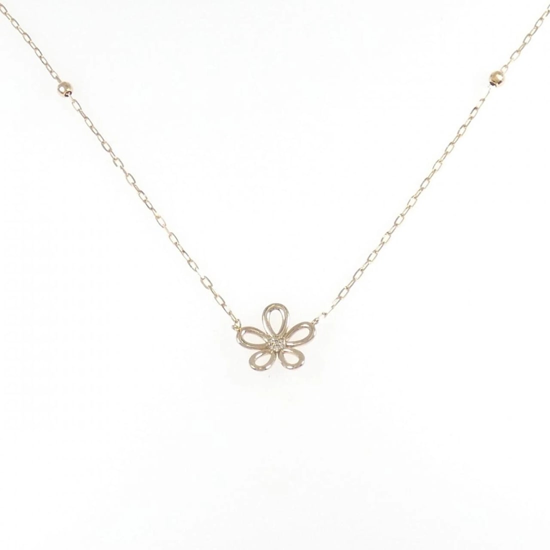 K18PG FLOWER DIAMOND NECKLACE: K18PG Flower Diamond Necklace Brand: Unbranded Type/Style: Diamond Necklace Material: K18 Pink Gold, Main Stone Natural Color: PG Size: Length: 85cm Accessories: None Accessories Notice: When