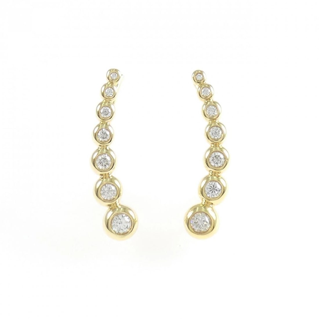 750YG DIAMOND PIERCE: 750YG Diamond Pierce Brand: Unbranded Type/Style: Diamond Pierce/Earring Material: 750 yellow gold, Main Stone Natural Color: YG Size: Approximate dimensions (height x width): 20.2mm x 4.3mm