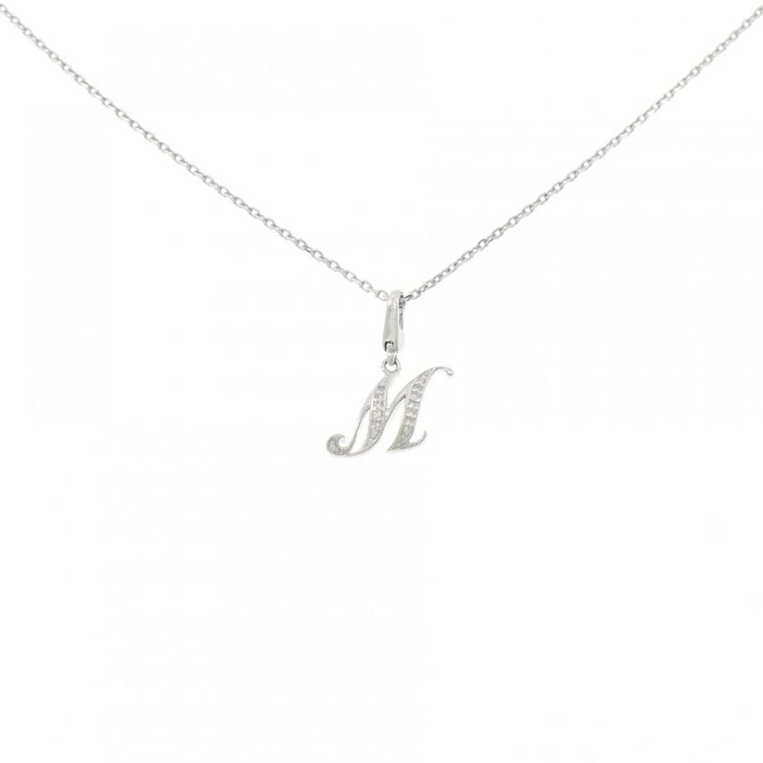 YUKIZAKI INITIAL M DIAMOND NECKLACE: Yukizaki Initial M Diamond Necklace Brand: Yukizaki Type/Style: Yukizaki Necklace Material: K18 white gold, Main Stone Natural Color: WG Size: Length: 45cm Accessories: None Accessories Notice: When