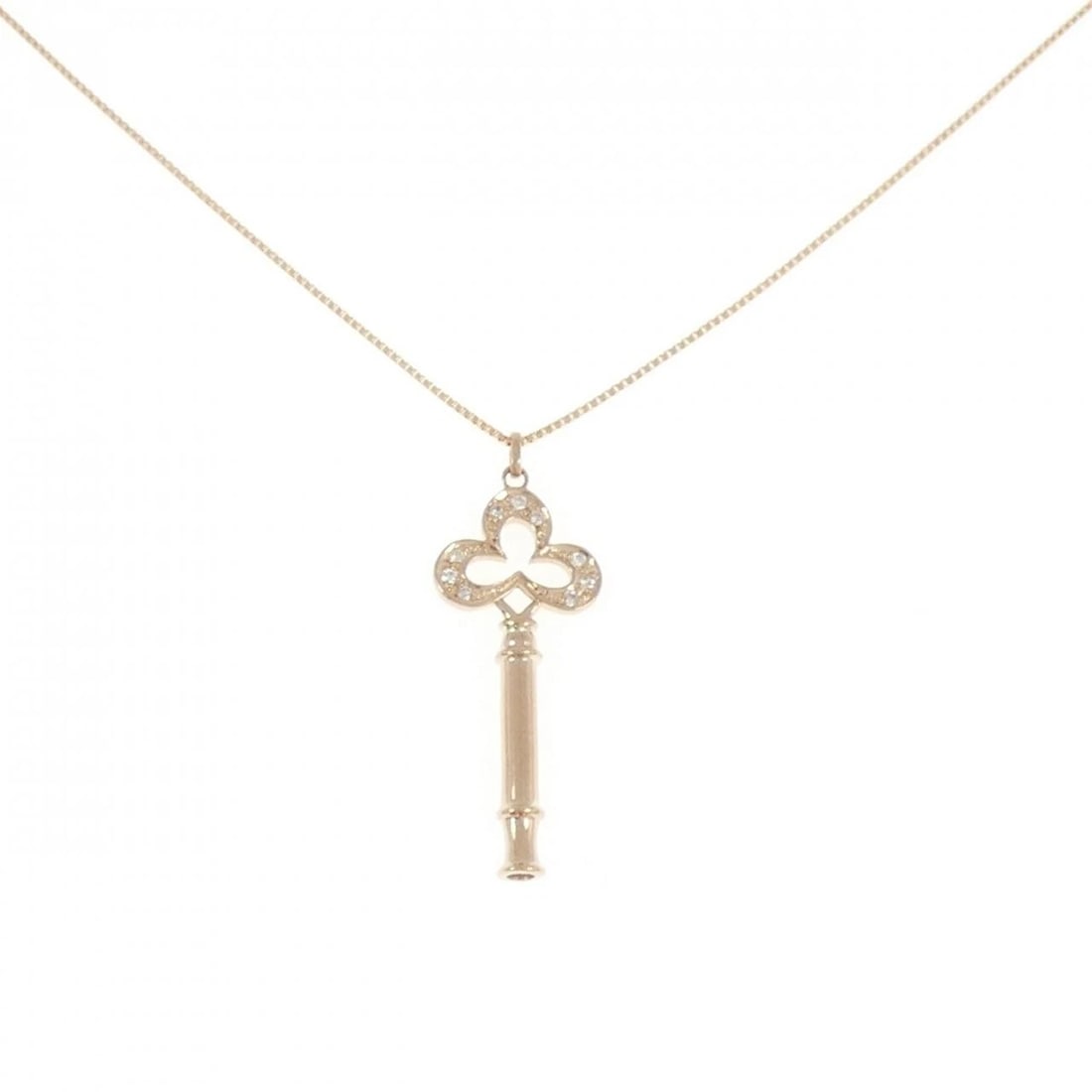 K18PG KEY DIAMOND NECKLACE: K18PG Key Diamond Necklace Brand: Unbranded Type/Style: Diamond Necklace Material: K18 Pink Gold, Main Stone Natural Color: PG Size: Length: 45cm Accessories: None Accessories Notice: When purchasing