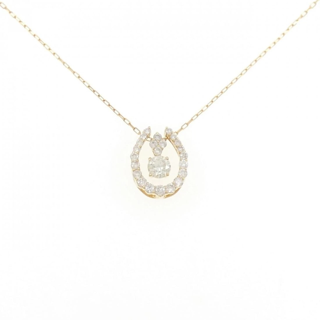 K18YG HORSESHOE DIAMOND NECKLACE: K18YG Horseshoe Diamond Necklace Brand: Unbranded Type/Style: Diamond Necklace Material: K18 yellow gold, Main Stone Natural Color: YG Size: Length: 45cm Accessories: None Accessories Notice: When