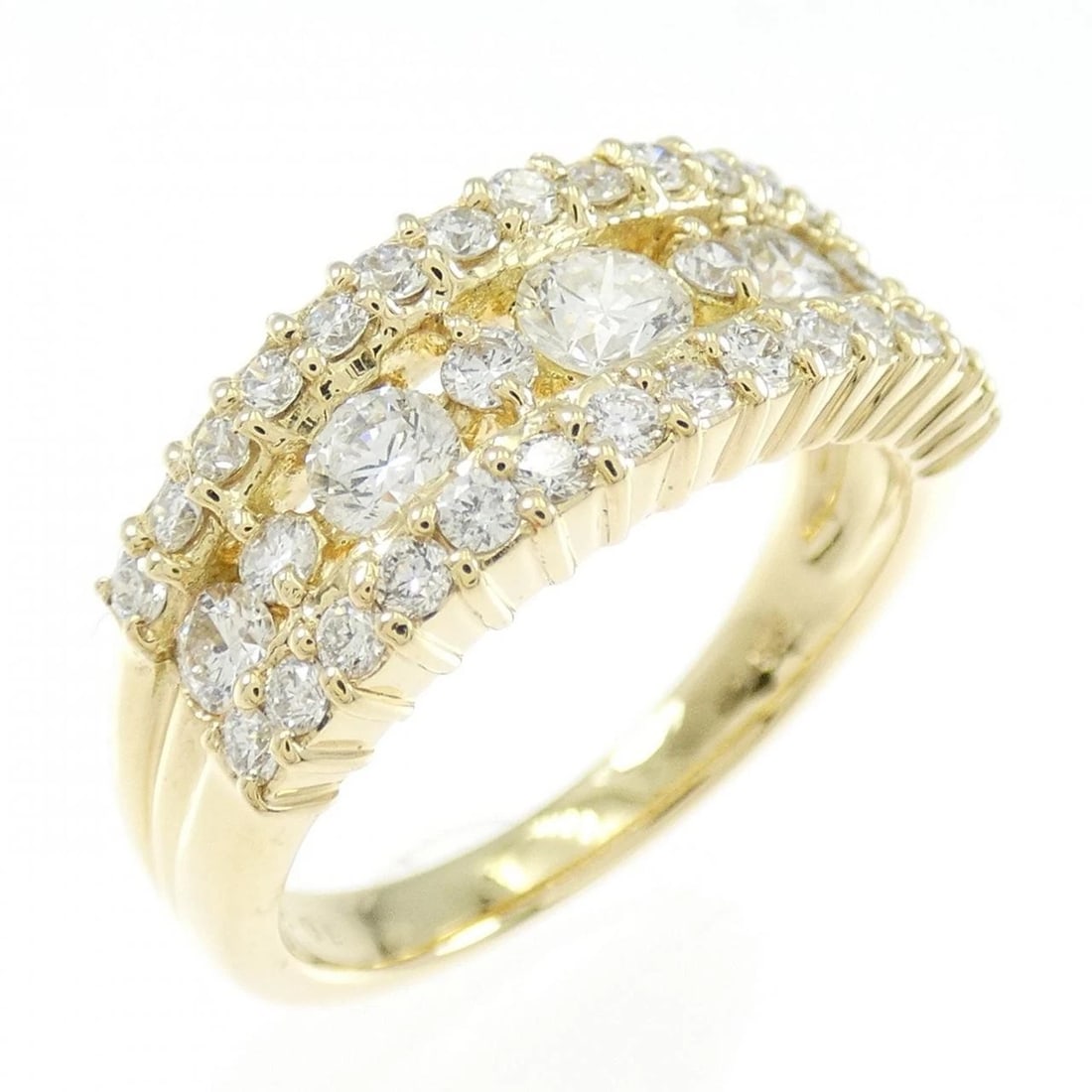 K18YG DIAMOND RING: K18YG Diamond Ring Brand: Unbranded Type/Style: Diamond Ring Material: K18 yellow gold, Main Stone Natural Color: YG Size: US6 1/4 Accessories: None Accessories Notice: When purchasing pre-owned