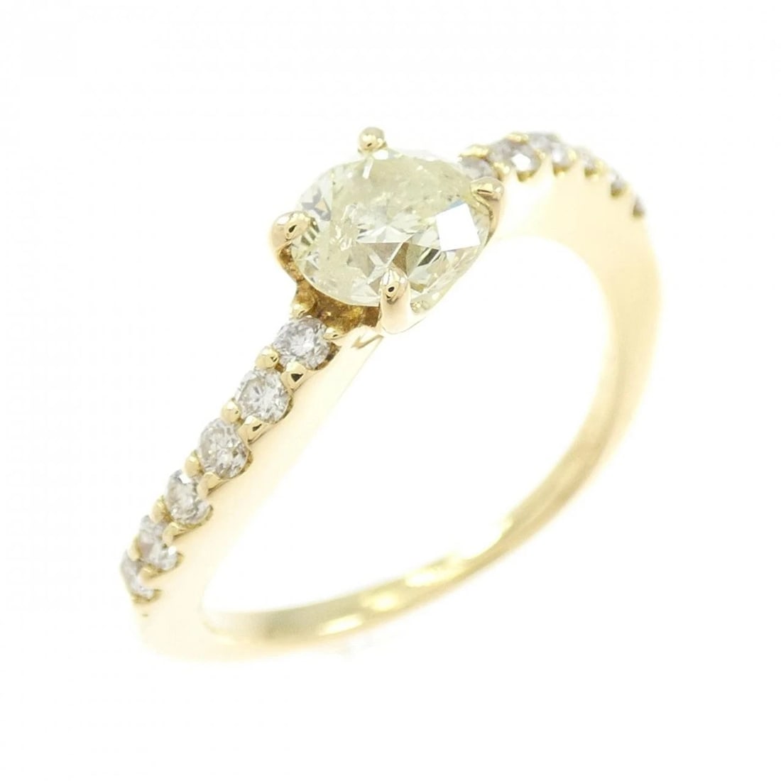K18YG DIAMOND RING: K18YG Diamond Ring Brand: Unbranded Type/Style: Diamond Ring Material: K18 yellow gold, Main Stone Natural Color: YG Size: US5 1/4 Accessories: None Accessories Notice: When purchasing pre-owned