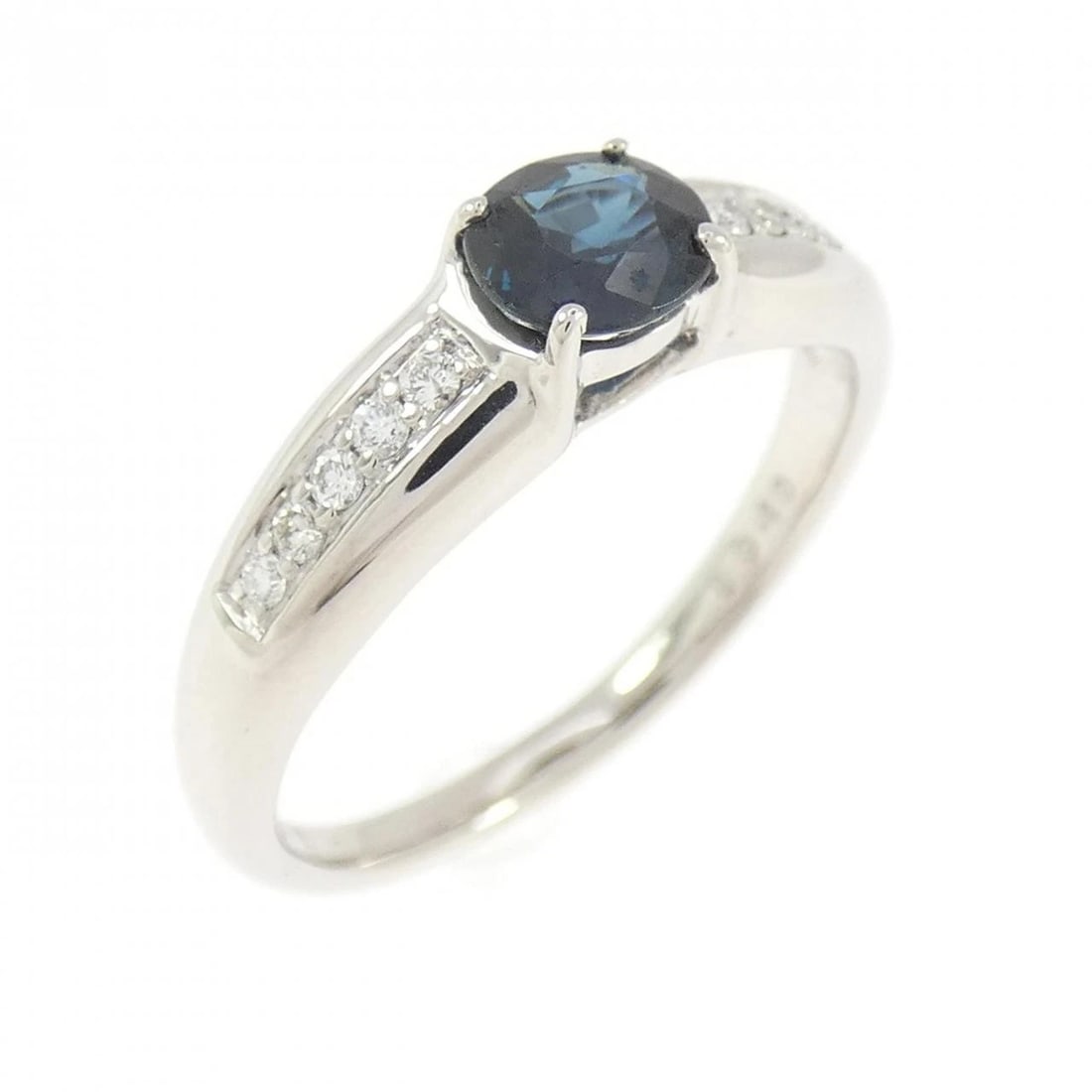 K18WG SAPPHIRE RING: K18WG Sapphire Ring Brand: Unbranded Type/Style: Sapphire Ring Material: K18 white gold, Main Stone Sapphire, Natural Color: WG Size: US7 1/4 Accessories: None Accessories Notice: When purchasing