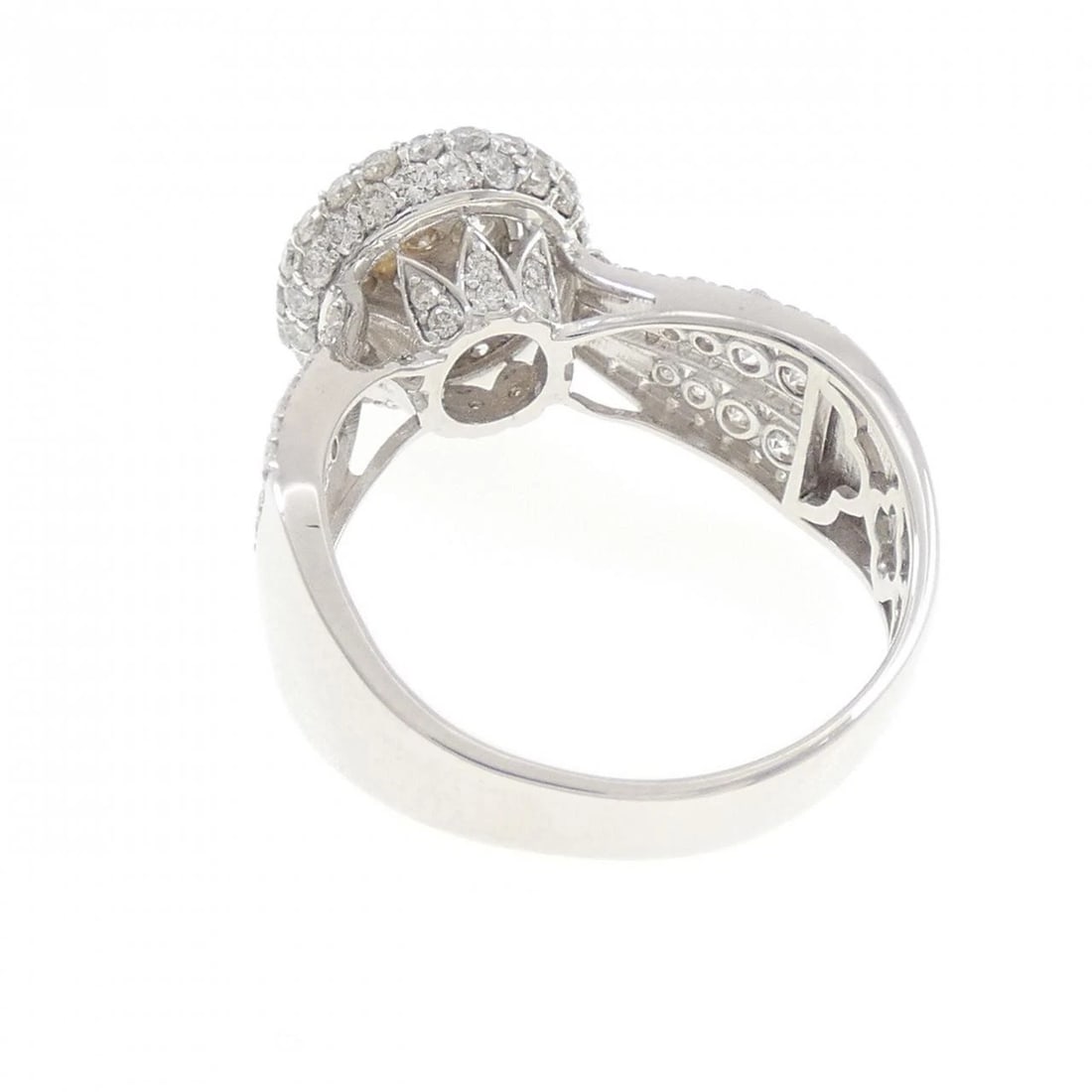 K18WG DIAMOND RING - 3