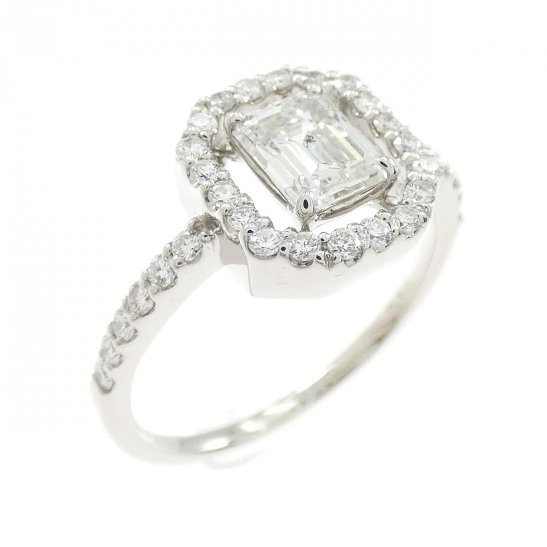 PT950 DIAMOND RING: PT950 Diamond Ring Brand: Unbranded Type/Style: Diamond Ring Material: Platinum950, Main Stone Natural Color: PT Size: US6 1/4 Accessories: None Accessories Notice: When purchasing pre-owned goods,