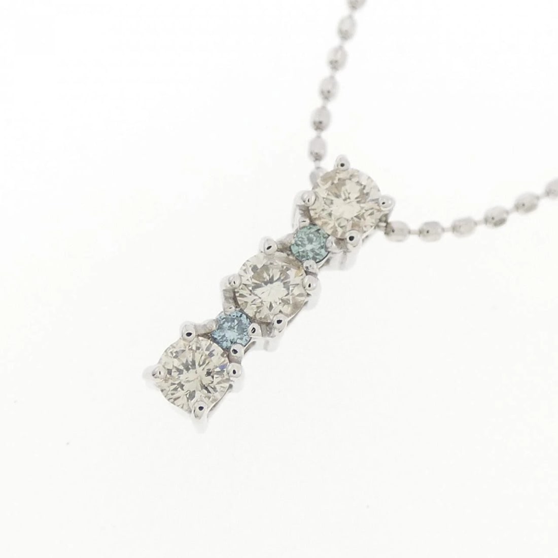 K18WG DIAMOND NECKLACE - 3