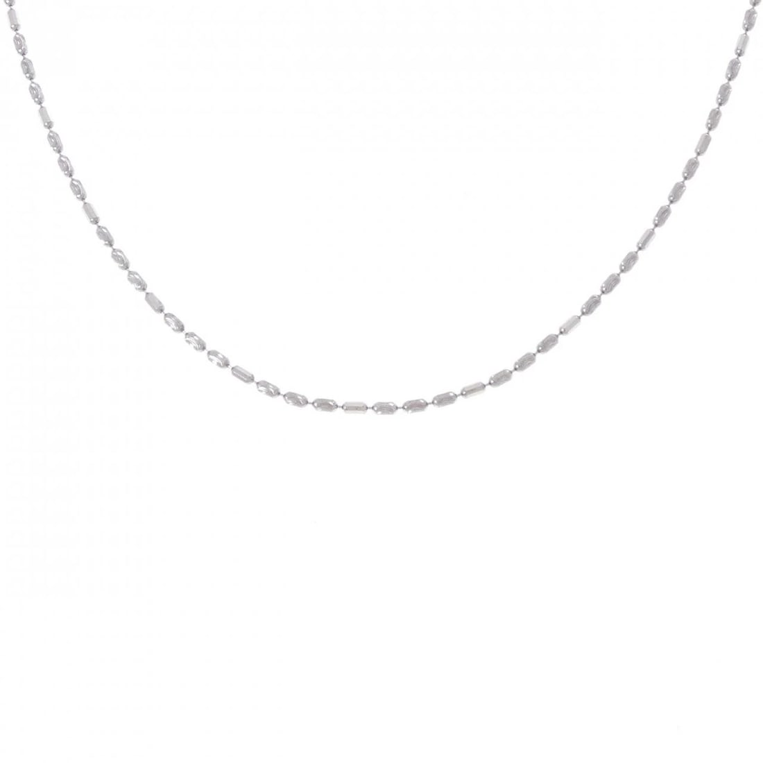 PT850 NECKLACE: PT850 Necklace Brand: Unbranded Type/Style: Necklace Material: Platinum850, Color: PT Size: Length: 46cm Accessories: None Accessories Notice: When purchasing pre-owned goods, please refer to the