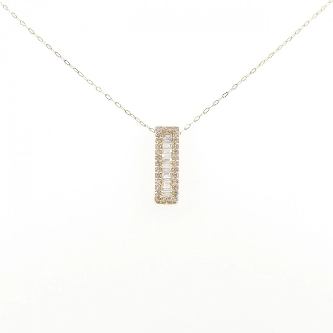 K18YG DIAMOND NECKLACE: K18YG Diamond Necklace Brand: Unbranded Type/Style: Diamond Necklace Material: K18 yellow gold, Main Stone Natural Color: YG Size: Length: 50cm Accessories: None Accessories Notice: When purchasing