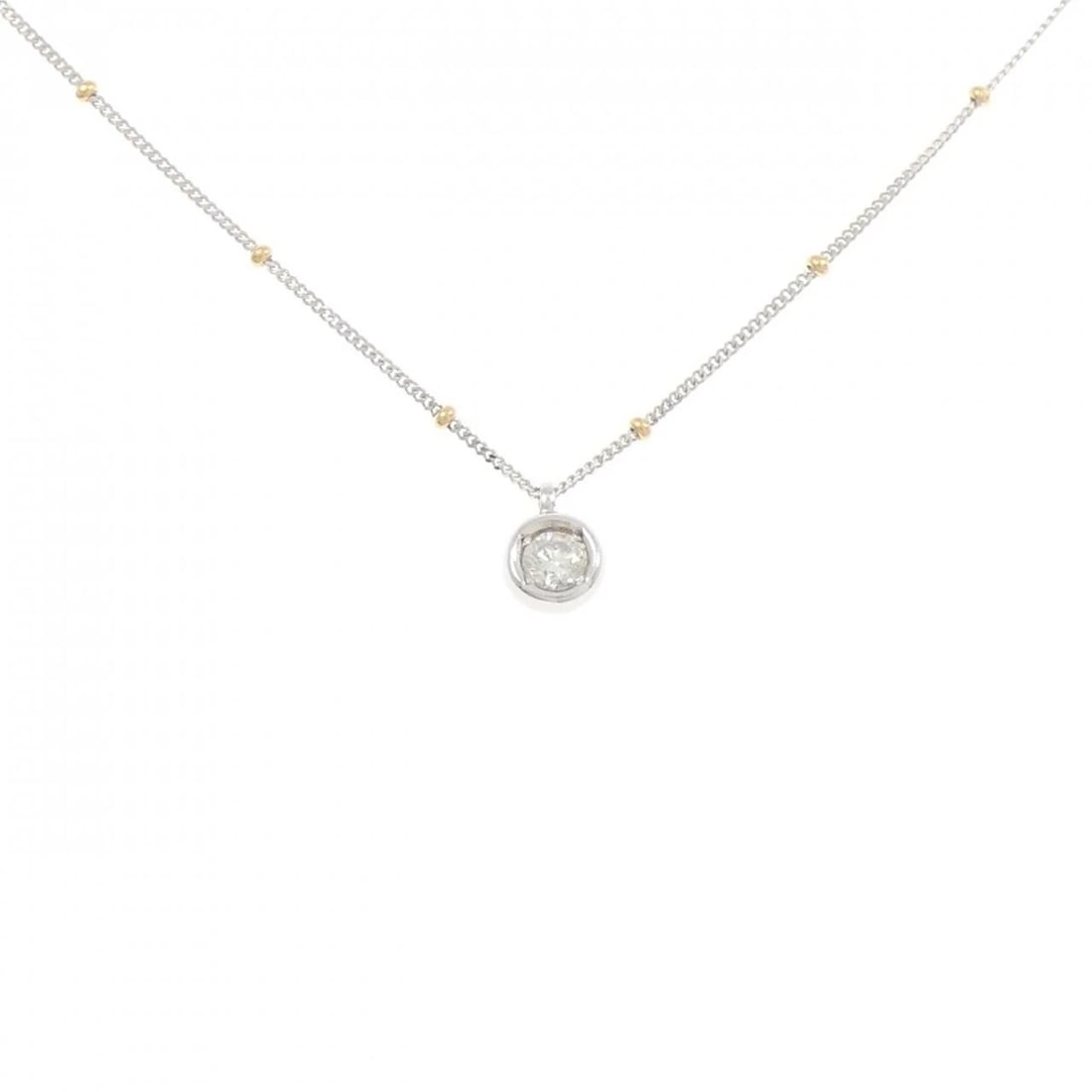 750WG/750YG DIAMOND NECKLACE: 750WG/750YG Diamond Necklace Brand: Unbranded Type/Style: Diamond Necklace Material: 750 white gold/750 yellow gold, Main Stone Natural Color: YG, PT Size: Length: 40cm Accessories: None Accessories