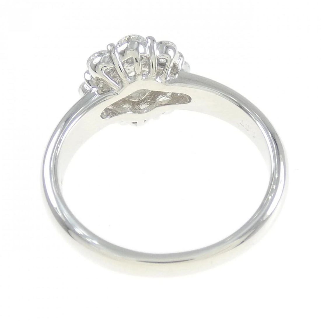 PT900 FLOWER DIAMOND RING - 3