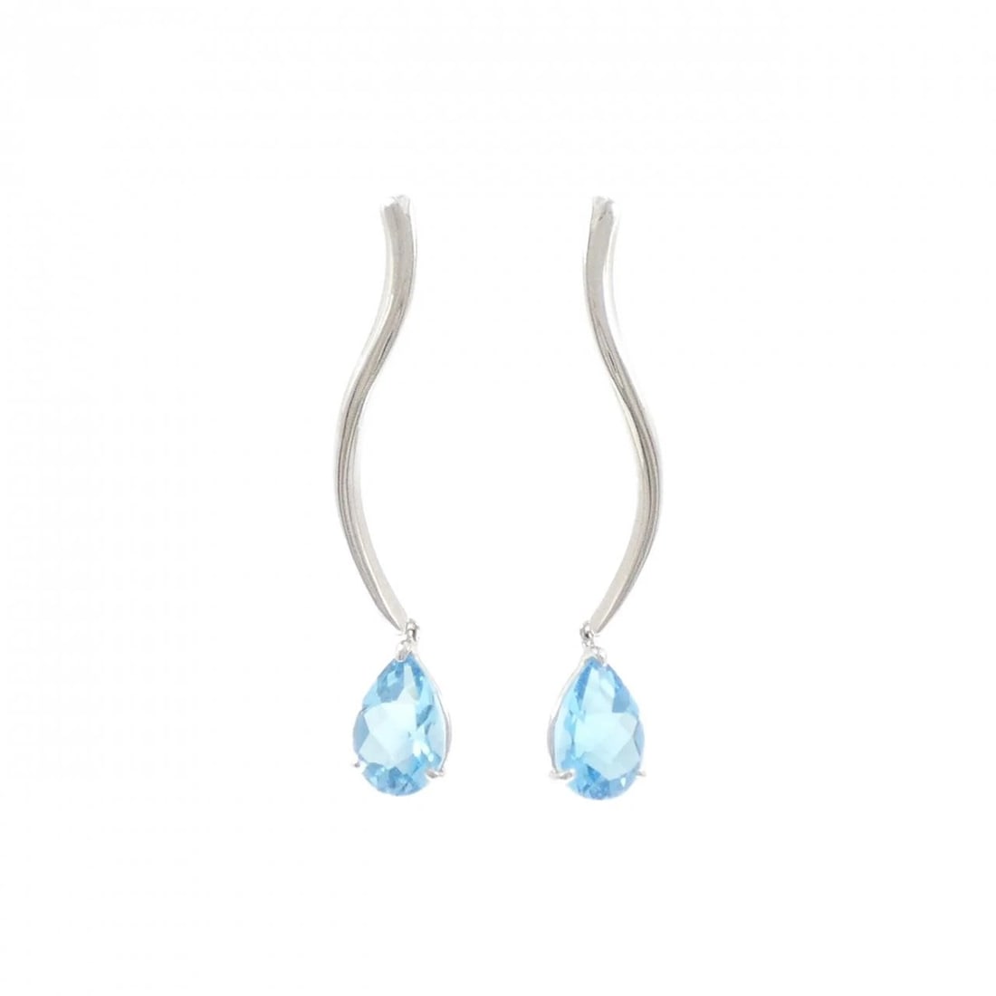 PT900 BLUE TOPAZ PIERCE: PT900 Blue Topaz Pierce Brand: Unbranded Type/Style: Blue Topaz Pierce/Earring Material: Platinum900, Main Stone Blue Topaz Color: PT Size: Actual Size: Approximate dimensions (height x width):