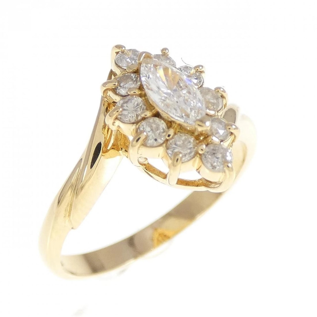 K18YG DIAMOND RING: K18YG Diamond Ring Brand: Unbranded Type/Style: Diamond Ring Material: K18 yellow gold, Main Stone Natural Color: YG Size: US 6 Accessories: None Accessories Notice: When purchasing pre-owned goods,