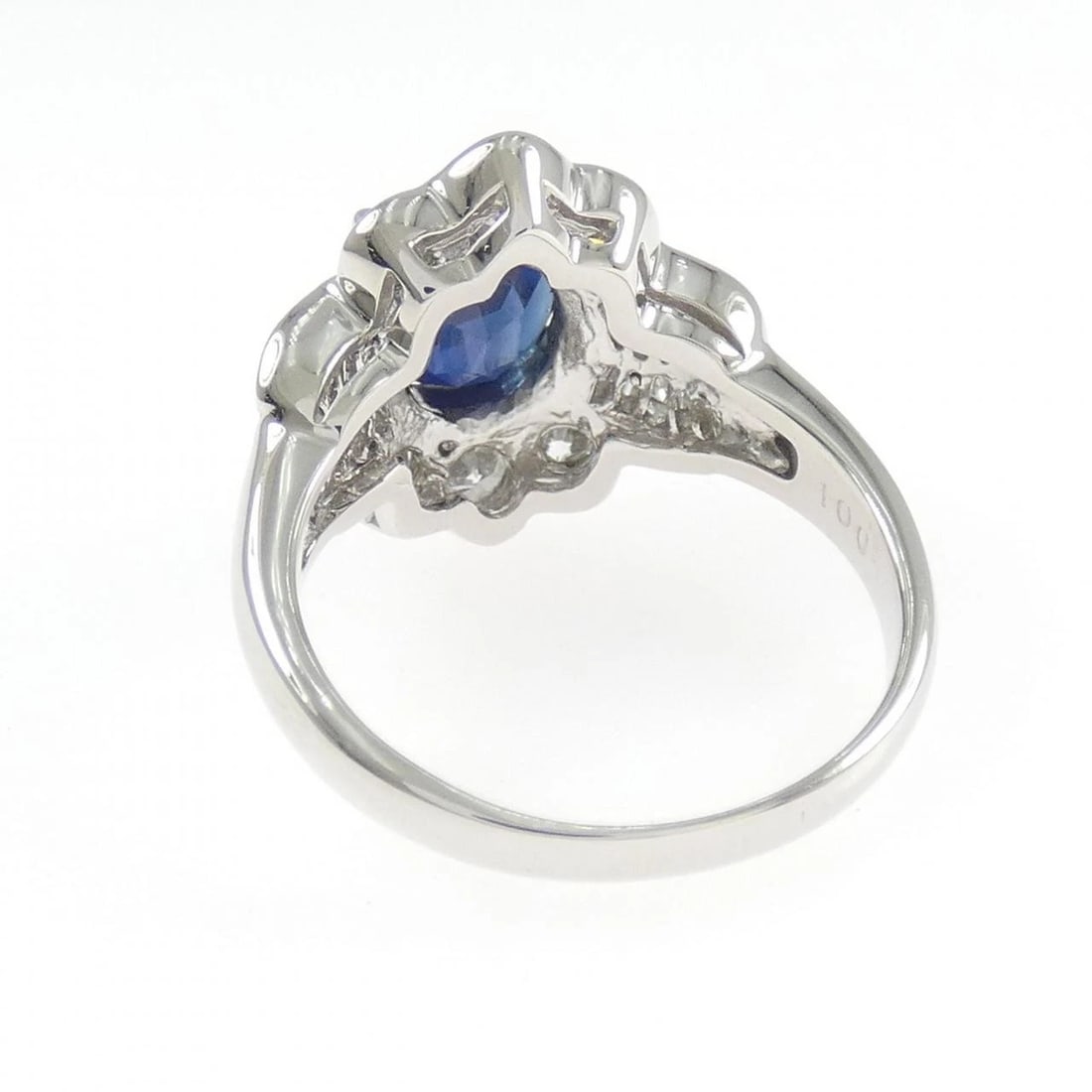 PT900 SAPPHIRE RING - 3