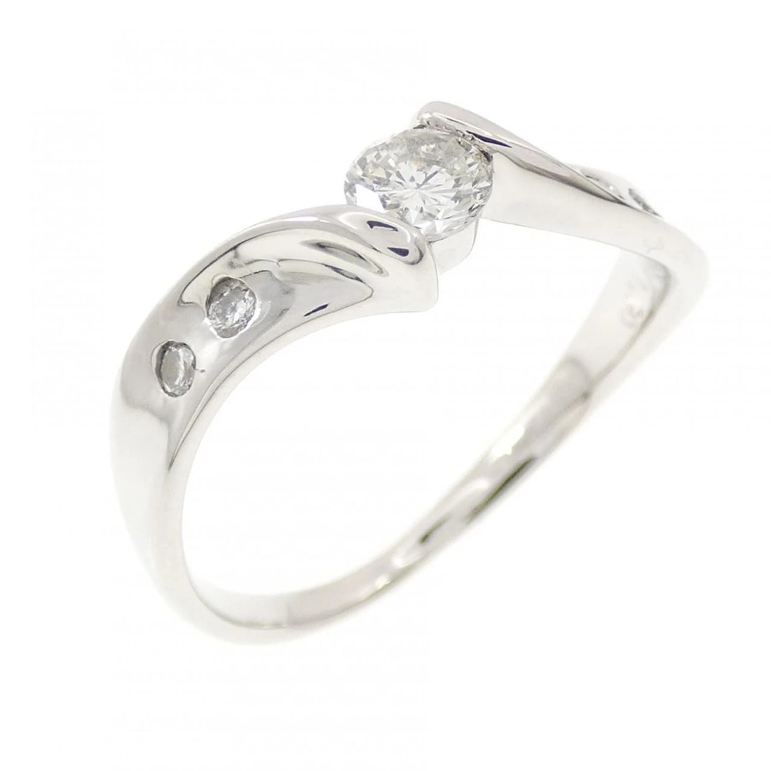 PT900 DIAMOND RING: PT900 Diamond Ring Brand: Unbranded Type/Style: Diamond Ring Material: Platinum900, Main Stone Natural Color: PT Size: US5 3/4 Accessories: None Accessories Notice: When purchasing pre-owned goods,