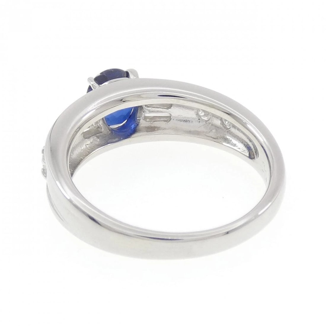 PT900 SAPPHIRE RING - 3