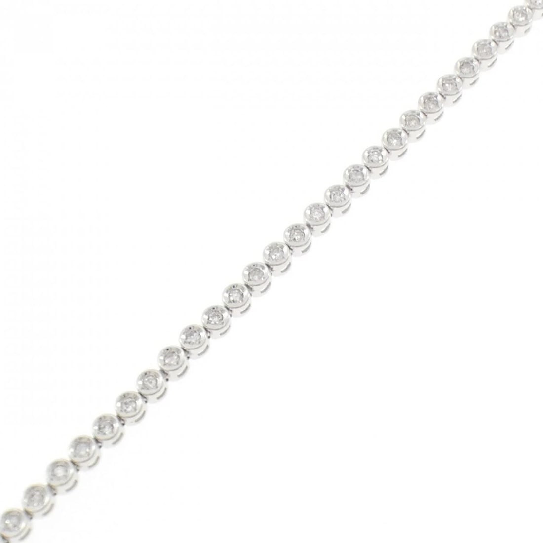 PT850 DIAMOND BRACELET: PT850 Diamond Bracelet Brand: Unbranded Type/Style: Diamond Bure Rubbed T Material: Platinum850, Main Stone Natural Color: PT Size: Length: 19cm Accessories: None Accessories Notice: When purchasing