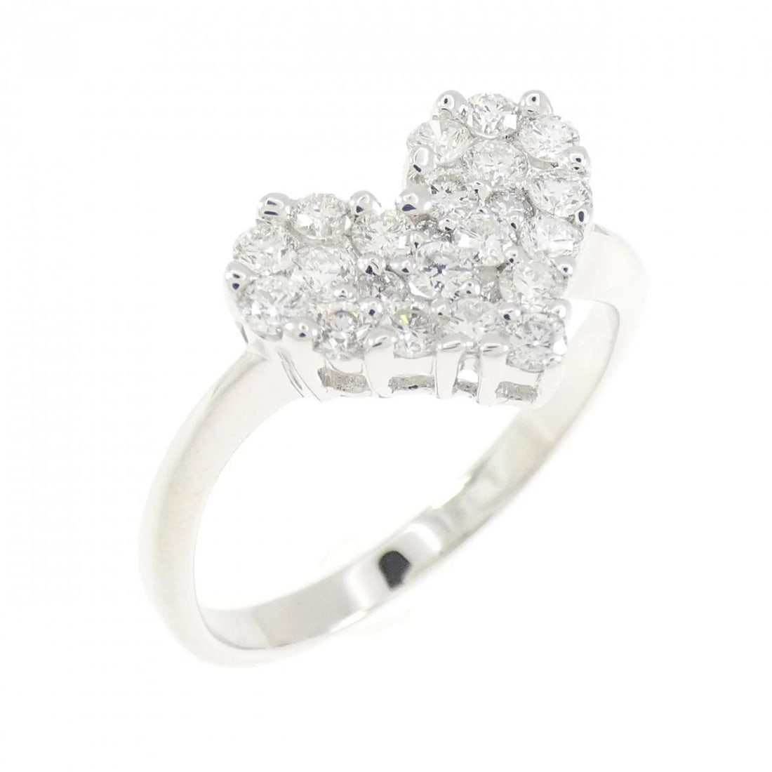 K18WG HEART PAVE DIAMOND RING: K18WG Heart Pave Diamond Ring Brand: Unbranded Type/Style: Diamond Ring Material: K18 white gold, Main Stone Natural Color: WG Size: US6 1/4 Accessories: None Accessories Notice: When purchasing