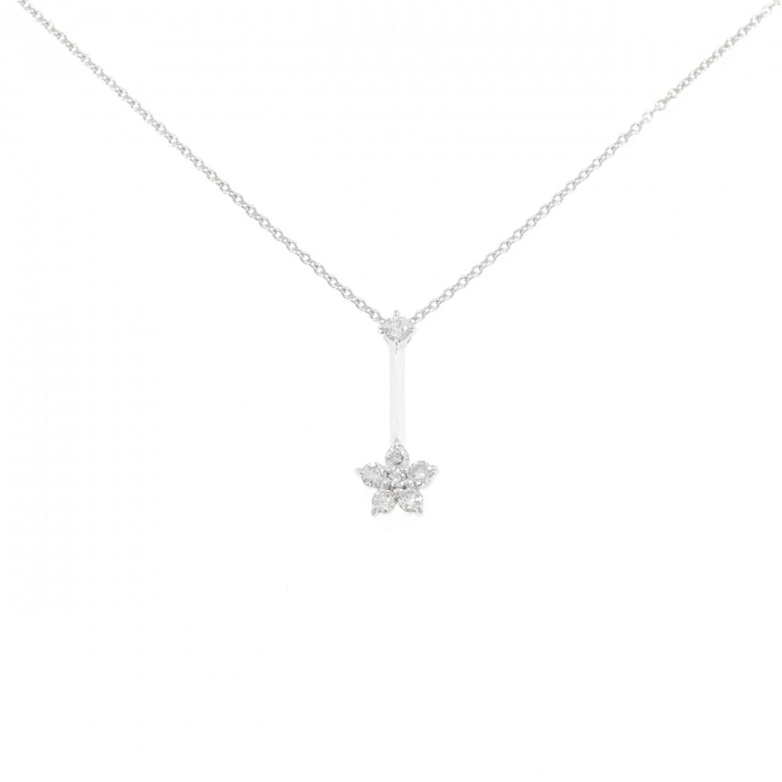 K18WG FLOWER DIAMOND NECKLACE: K18WG Flower Diamond Necklace Brand: Unbranded Type/Style: Diamond Necklace Material: K18 white gold, Main Stone Natural Color: WG Size: Length: 40cm Accessories: None Accessories Notice: When