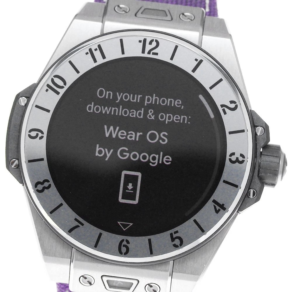 HUBLOT BIG BANG TITANIUM QUARTZ WATCH: HUBLOT big bang titanium Quartz Watch Brand: HUBLOT Type/Style: Wristwatch Material: Band Material fabric/rubber, Case Material Titanium / resin Color: Dial Color liquid crystal Band Color purple