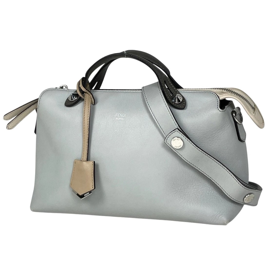 FENDI BY THE WAY MEDIUM 2WAY SHOULDER BAG HAND BAG: FENDI By the way medium 2WAY Shoulder Bag Hand Bag Brand: FENDI Type/Style: Hand Bag Material: leather Color: Gray Size: Width 28cm(11inch) Height 17cm(6.7inch) Depth 13cm(5.1inch) Accessories: None