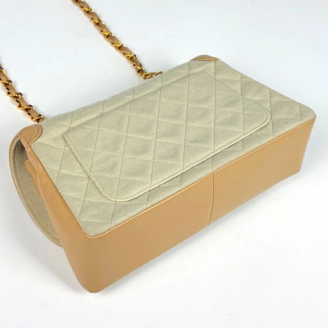 CHANEL SHOULDER BAG - 2
