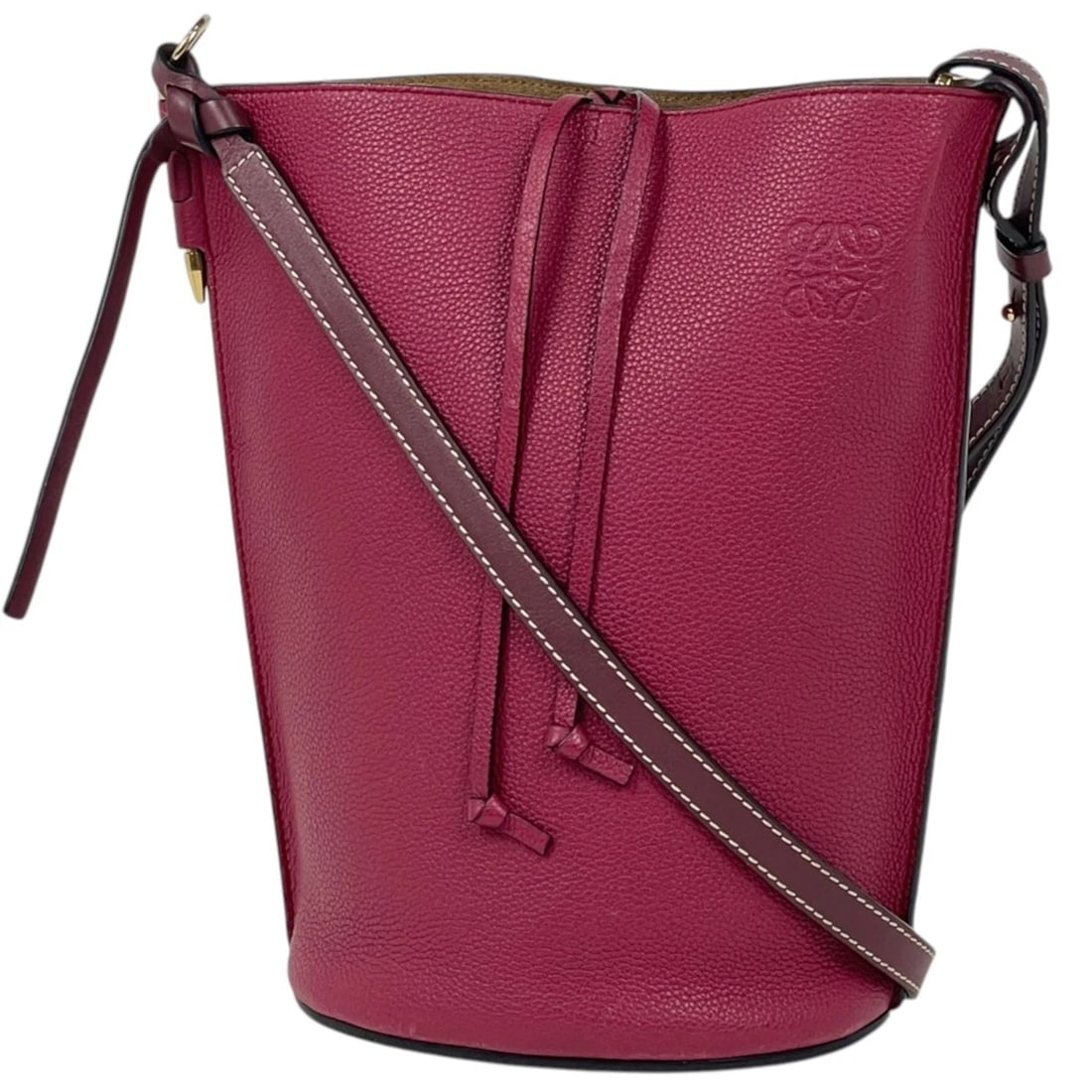 LOEWE GATE BUCKET SHOULDER BAG: Loewe gate bucket Shoulder Bag Brand: LOEWE Type/Style: Shoulder Bag Material: leather Color: Pink Size: Width 19cm(7.5inch) Height 28cm(11inch) Depth 14cm(5.5inch) Accessories: None Accessories
