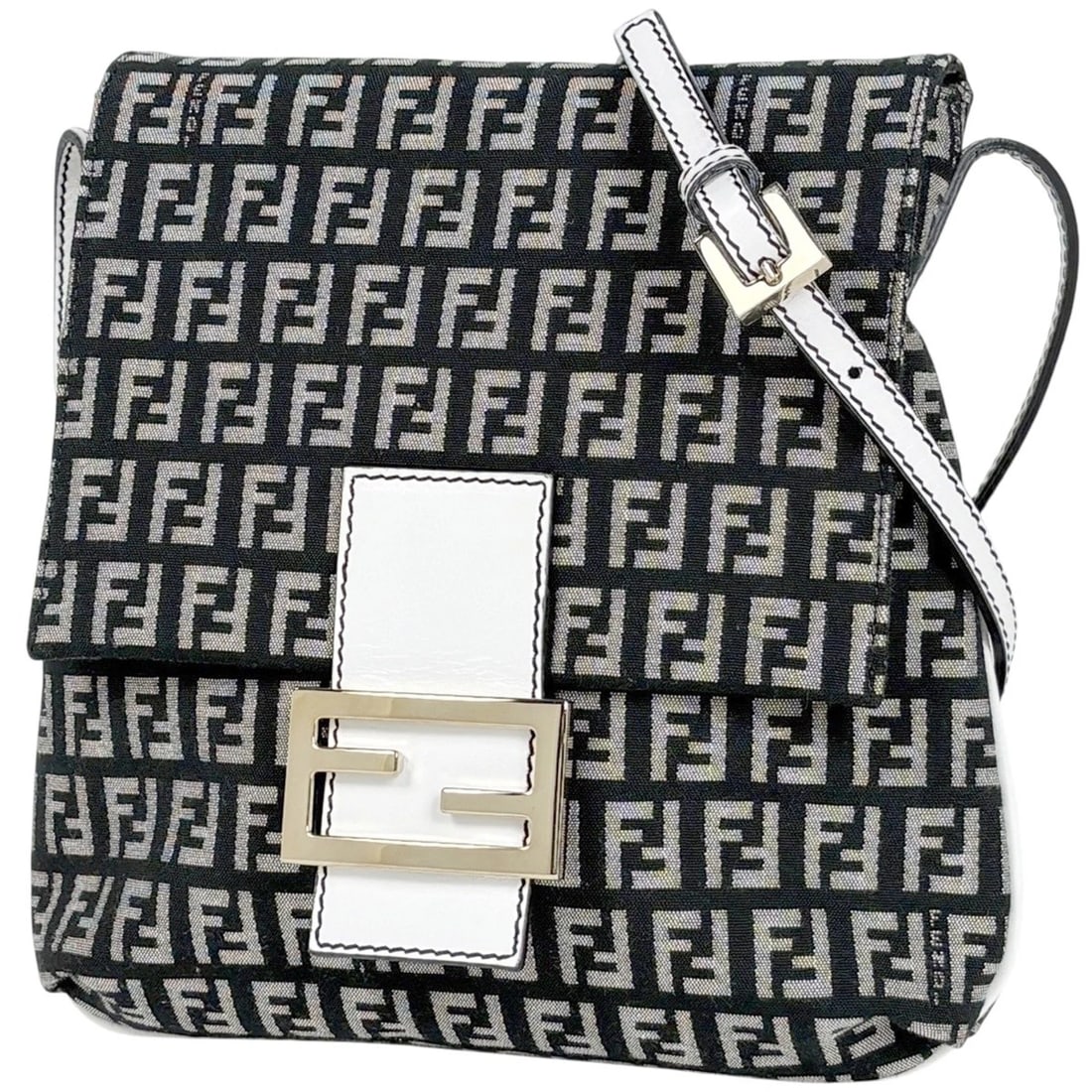 FENDI ZUCCHINOPATTERN SHOULDER BAG: Fendi ZucchinoPattern Shoulder Bag Brand: FENDI Type/Style: Shoulder Bag Material: canvas ?leather Color: Black White Size: Width 21cm(8.3inch) Height 23cm(9.1inch) Depth 4cm(1.6inch) Accessories: