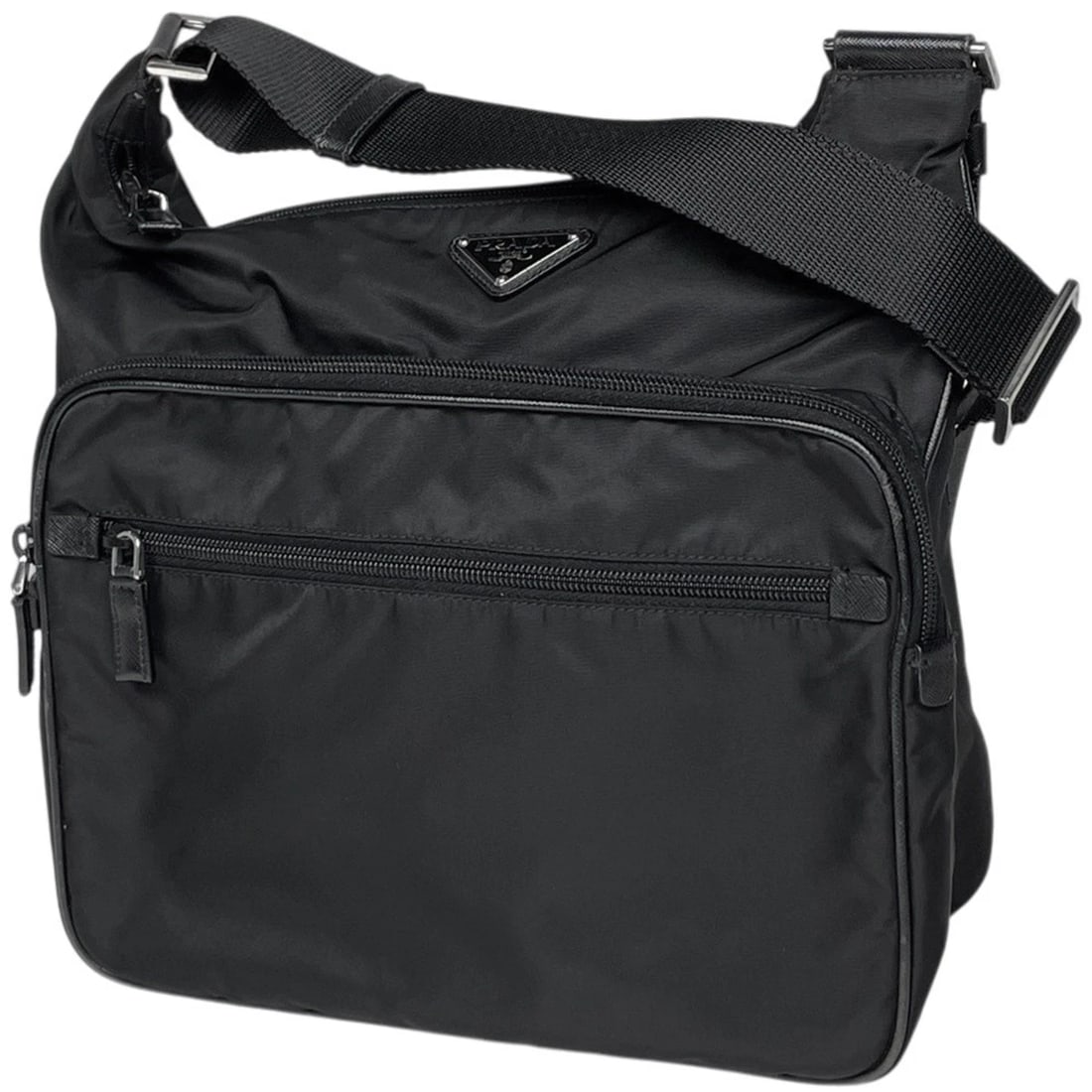 PRADA WITH LOGO SHOULDER BAG SHOULDER BAG: PRADA with logo Shoulder Bag Shoulder Bag Brand: PRADA Type/Style: Shoulder Bag Material: Nylon Color: Nero (Black) Size: Width 28cm(11inch) Height 28cm(11inch) Depth 10cm(3.9inch) Accessories: None