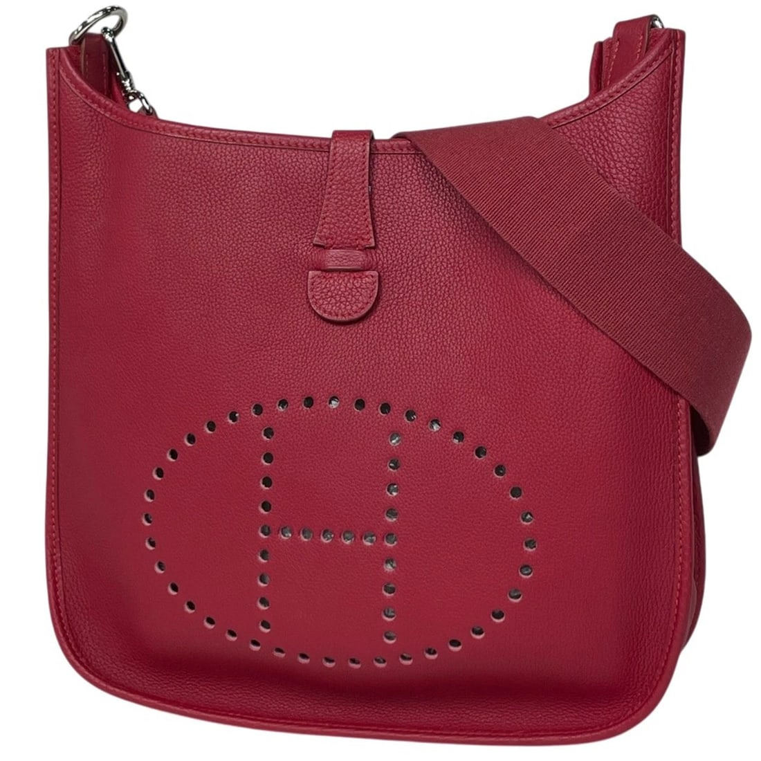 HERMES EVELYN 1 SHOULDER BAG: Hermes Evelyn 1 Shoulder Bag Brand: HERMES Type/Style: Shoulder Bag Material: Taurillon Clemence Color: Rouge viv Size: Width 33cm(13inch) Height 31cm(Median:12.2inch) Depth 8.5cm(3.3inch) Accesso