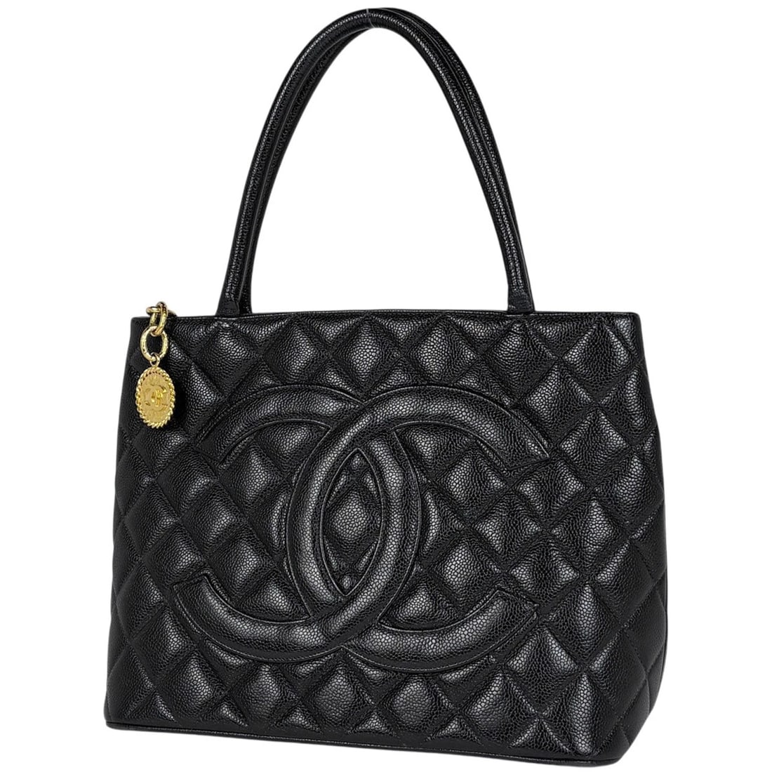 CHANEL CLASSIC STYLE RE-RELEASE TOTE TOTE BAG: Chanel Classic Style Re-Release Tote Tote Bag Brand: CHANEL Type/Style: Tote Bag Material: Caviar skin Color: Black Size: Width 30cm(11.8inch) Height 24cm(9.4inch) Depth 15cm(5.9inch) Accessories: