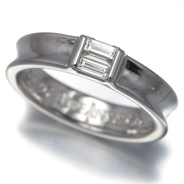 TIFFANY&CO. DIAMOND STACKING RING 18K 750 WHITE GOLD: Tiffany&Co. Diamond Stacking Ring 18K 750 White Gold Brand: Tiffany & Co. Type/Style: Ring Material: 18K 750 White Gold, Main Stone Natural Color: White Gold Size: US 5.75-6 Accessories: None