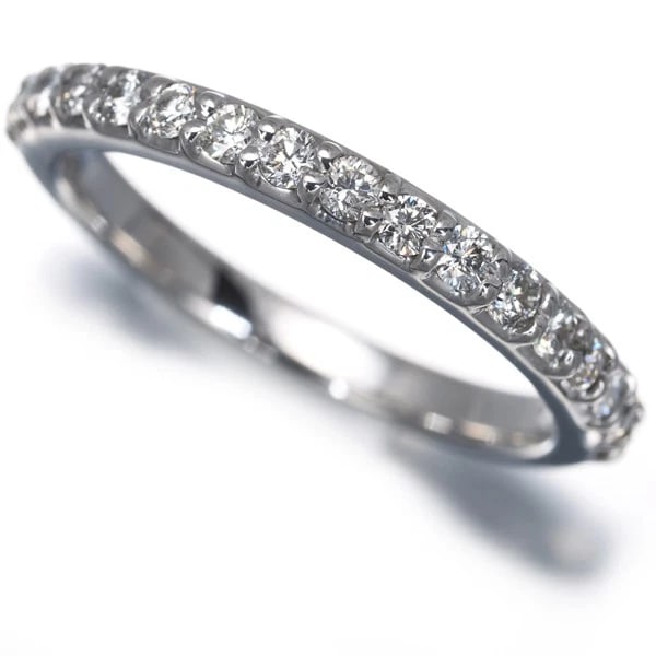 PONTE VECCHIO DIAMOND HALF ETERNITY RING 18K 750 WHITE GOLD: Ponte Vecchio Diamond Half Eternity Ring 18K 750 White Gold Brand: Ponte Vecchio Type/Style: Ring Material: 18K 750 White Gold, Main Stone Natural Color: White Gold Size: US 4.5 Accessories: None