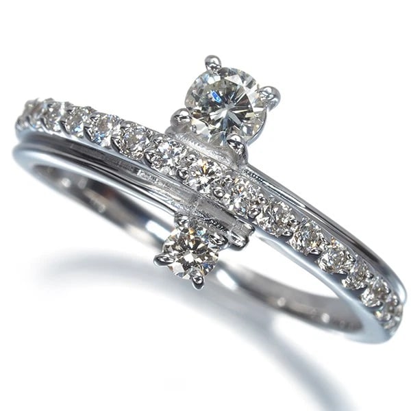 DIAMOND RING 18K 750 WHITE GOLD: Diamond Ring 18K 750 White Gold Brand: Unbranded Type/Style: Ring Material: 18K 750 Yellow Gold, Main Stone Natural Color: Yellow Gold Size: US 6.5-6.75 Accessories: None Accessories Notice: When