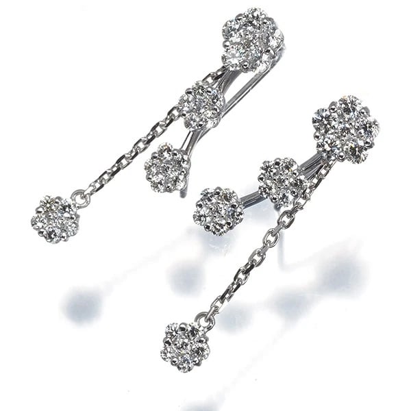 DIAMOND FLOWER 2WAY EARRINGS 18K 750 WHITE GOLD: Diamond Flower 2WAY Earrings 18K 750 White Gold Brand: Unbranded Type/Style: Earring Material: 900 Platinum, Main Stone Natural Color: Platinum Size: Design size: 29.6 x 6.0mmThe charms are removable 