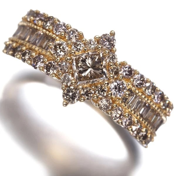 BROWN DIAMOND PRINCESS-CUT TAPERED-CUT RING 18K 750 YELLOW GOLD: Brown Diamond Princess-cut Tapered-cut Ring 18K 750 Yellow Gold Brand: Unbranded Type/Style: Ring Material: 18K 750 Yellow Gold, Main Stone Natural Color: Yellow Gold Size: US 5.5-5.75 Accessories