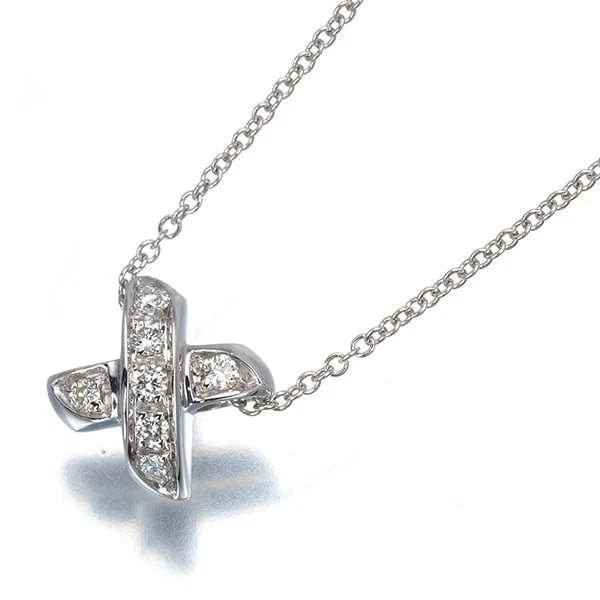TIFFANY&CO. DIAMOND SIGNATURE NECKLACE 18K 750 WHITE GOLD: Tiffany&Co. Diamond Signature Necklace 18K 750 White Gold Brand: Tiffany & Co. Type/Style: Necklace Material: 18K 750 White Gold, Main Stone Natural Color: White Gold Size: Necklace length: 41cmPendan