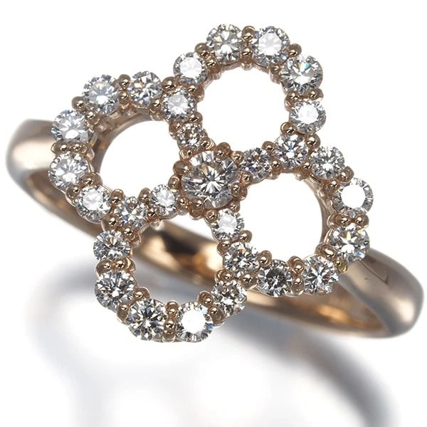 DIAMOND FLOWER RING 18K 750 ROSE GOLD: Diamond Flower Ring 18K 750 Rose Gold Brand: Unbranded Type/Style: Ring Material: 18K 750 Rose Gold, Main Stone Natural Color: Rose Gold Size: US 5.75-6 Accessories: None Accessories Notic