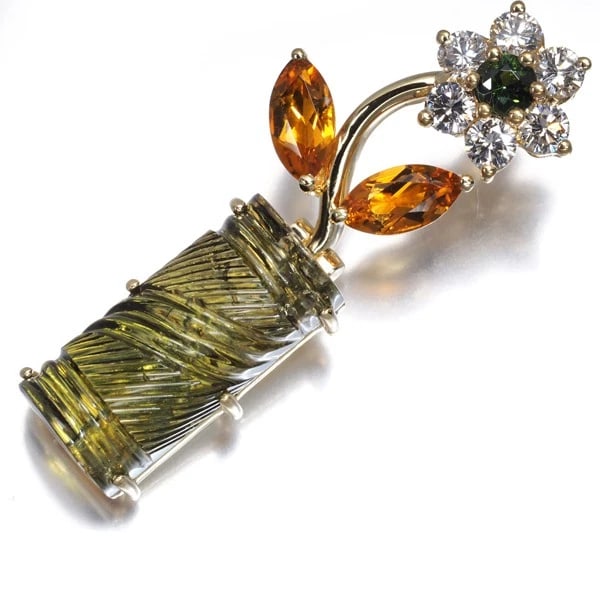 JEWEL STUDIO TOURMALINE CITRINE DIAMOND FLOWER PENDANT 18K YG: JEWEL STUDIO Tourmaline Citrine Diamond Flower Pendant 18K YG Brand: JEWEL STUDIO Type/Style: Pendant Material: 18K YG, Main Stone Natural Color: Yellow Gold Size: Design size: 35.5 x 13.8mm Bail inne