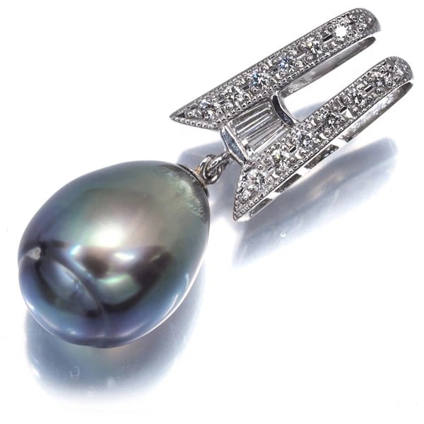 BLACK SOUTH SEA PEARL DIAMOND PENDANT 900 PLATINUM: Black South Sea Pearl Diamond Pendant 900 Platinum Brand: Unbranded Type/Style: Pendant Material: 900 Platinum, Main Stone cultured Color: Platinum Size: Total length of the pendant including the bail