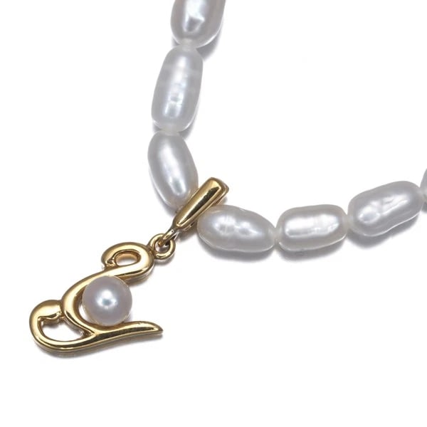 MIKIMOTO BABY FRESHWATER PEARL AKOYA PEARL INITIAL Y NECKLACE 18K YG: Mikimoto Baby Freshwater Pearl Akoya Pearl Initial Y Necklace 18K YG Brand: MIKIMOTO Type/Style: Necklace Material: 18K YG, Main Stone cultured Color: Yellow Gold Size: Necklace length: 42cm Acces