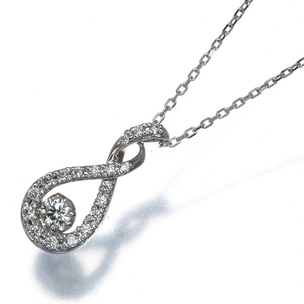 VENDOME DIAMOND TEARDROP NECKLACE PT 850/PT 950: VENDOME Diamond Teardrop Necklace Pt 850/Pt 950 Brand: VENDOME Type/Style: Necklace Material: Pt 850/Pt 950, Main Stone Natural Color: Platinum Size: Necklace length: 45cmAdjUS table to short length w