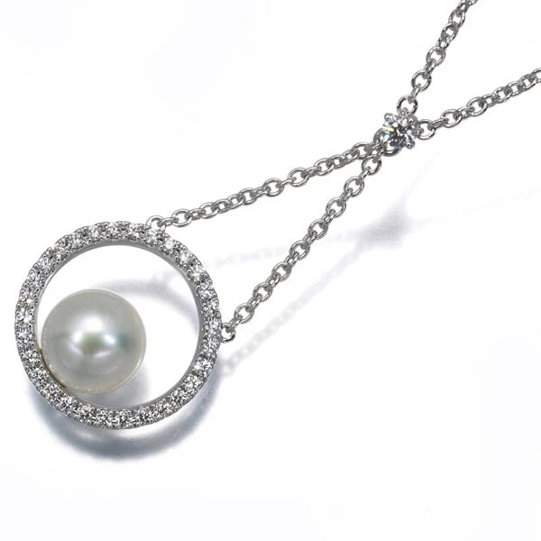 MIKIMOTO AKOYA PEARL DIAMOND CIRCLE NECKLACE 18K WG: Mikimoto Akoya Pearl Diamond Circle Necklace 18K WG Brand: MIKIMOTO Type/Style: Necklace Material: 18K WG, Main Stone Cultured Color: White Gold Size: Necklace length: 40 / 45cmPendant size: 32.2 x 14